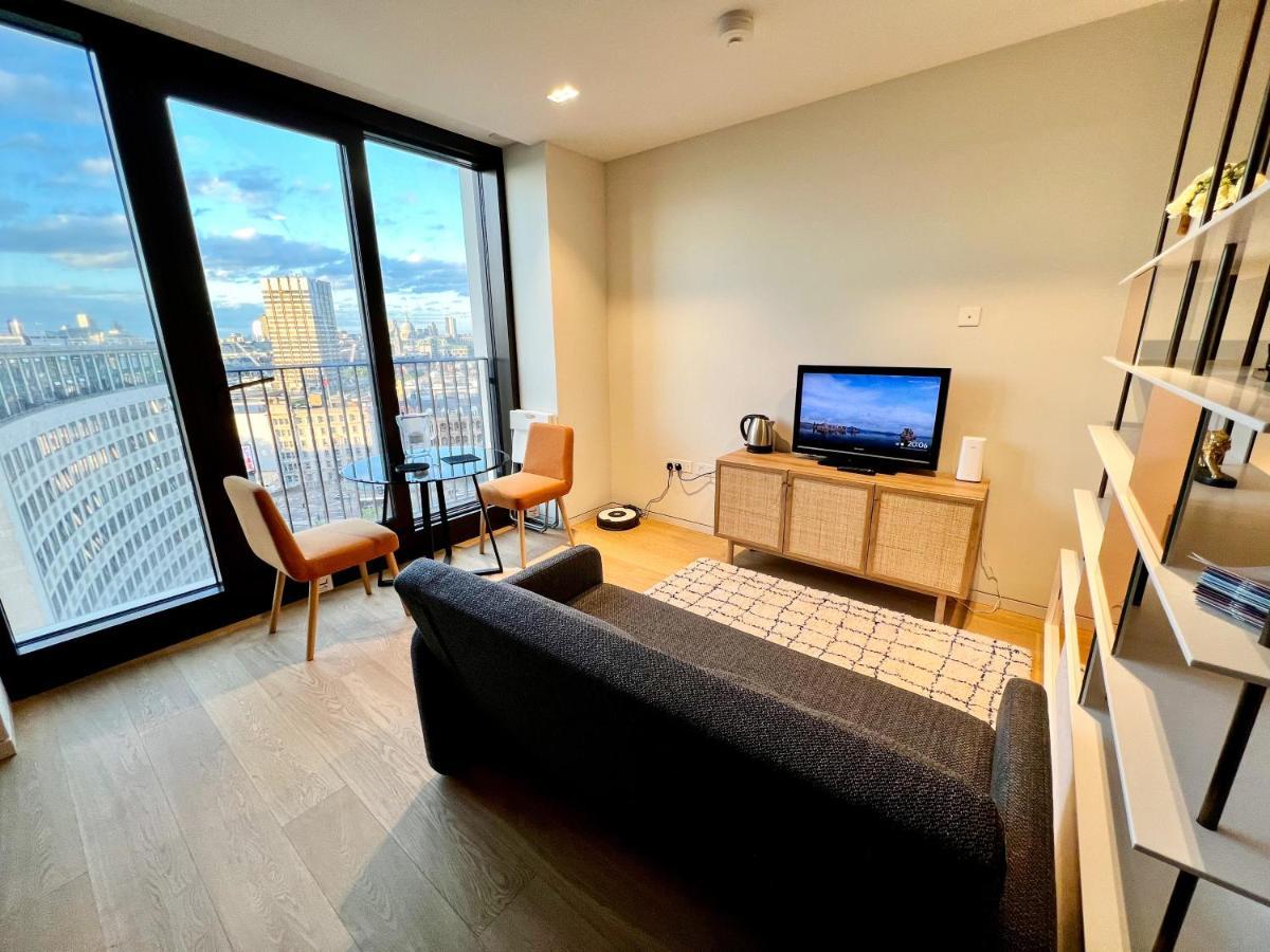 Deluxe Entire Studio Next To London Eye & Trafalgar Square Aparthotel Exterior photo